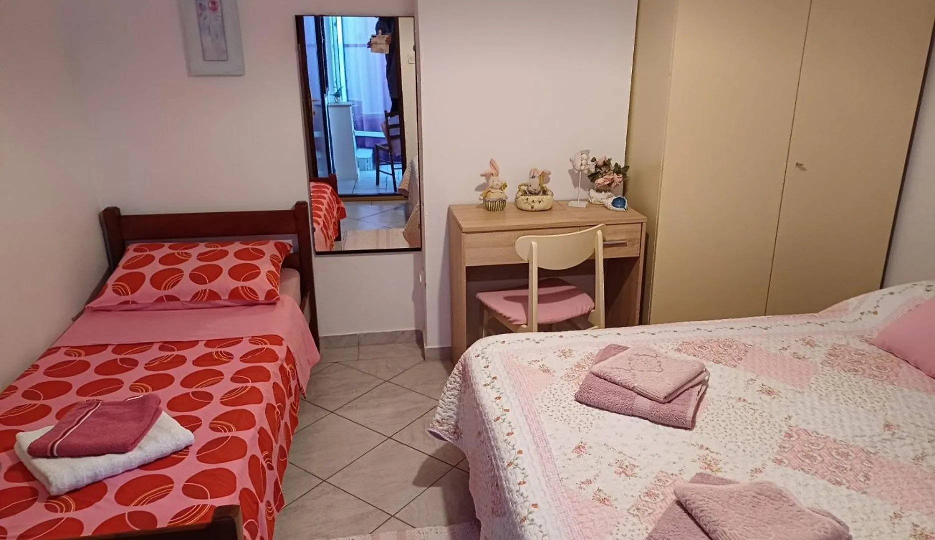 Apartment In Green And Quite Area, Close To Beach Silo  Croatia