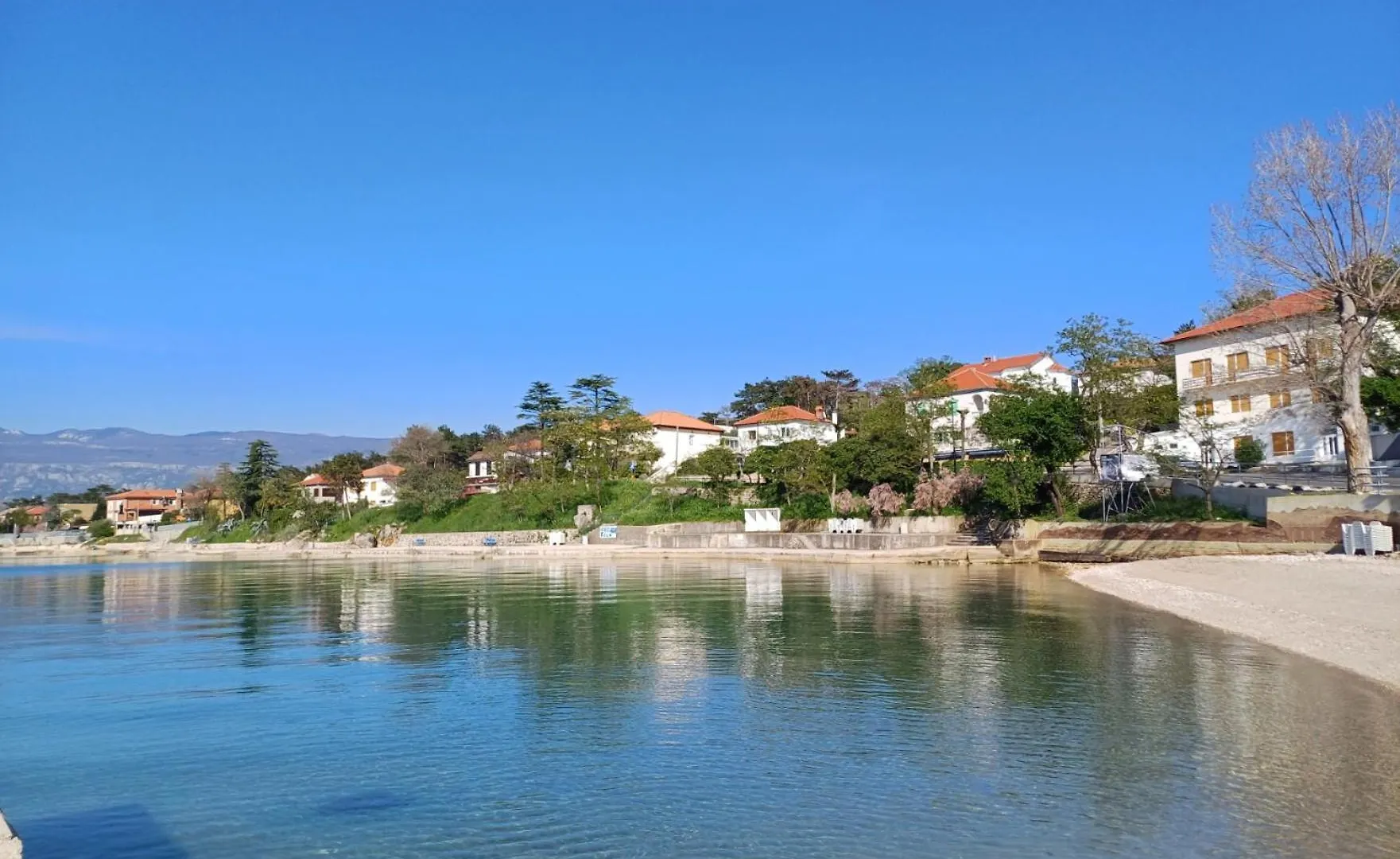 Apartment In Green And Quite Area, Close To Beach Silo