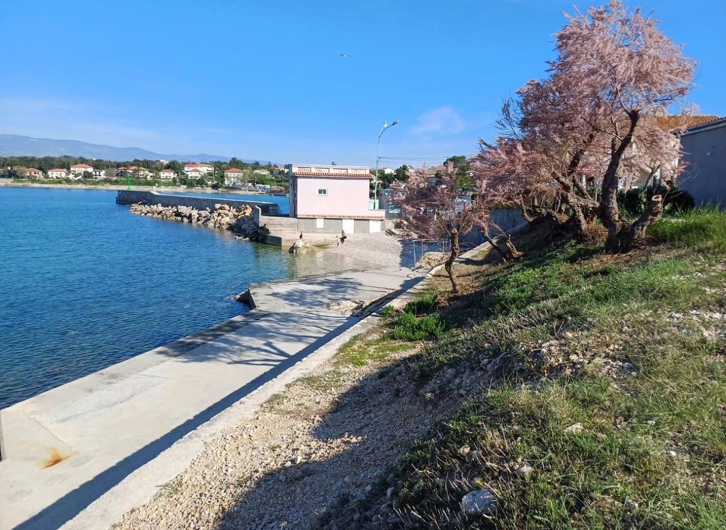 Apartment In Green And Quite Area, Close To Beach Silo
