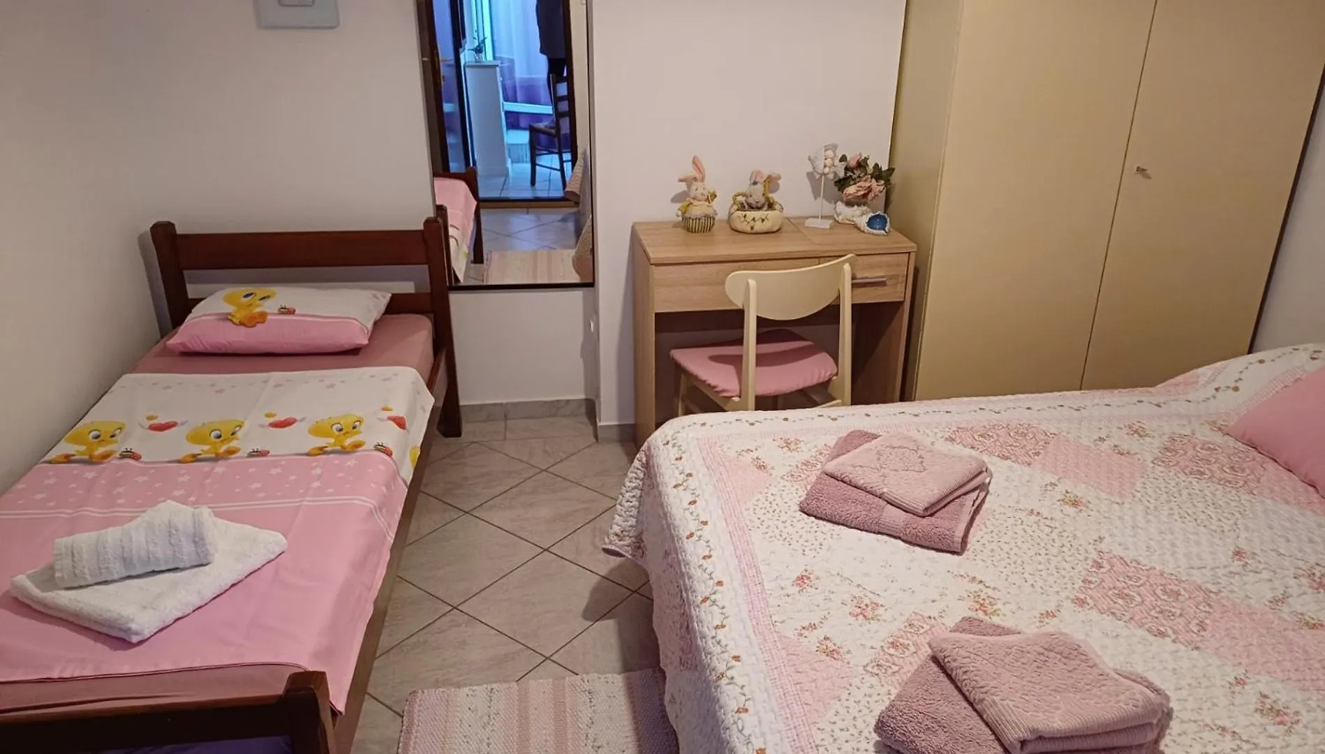 Apartment In Green And Quite Area, Close To Beach Silo   Silo (Krk)